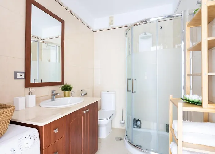 Home2book Charming In