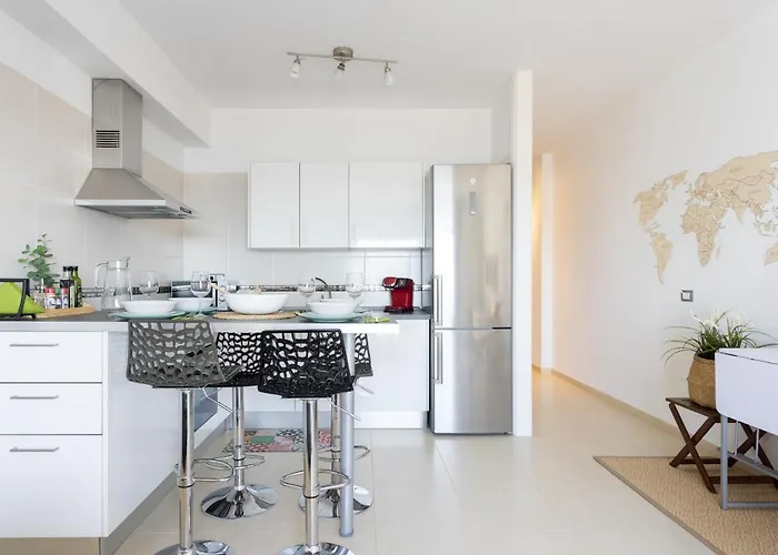 Home2book Charming In *