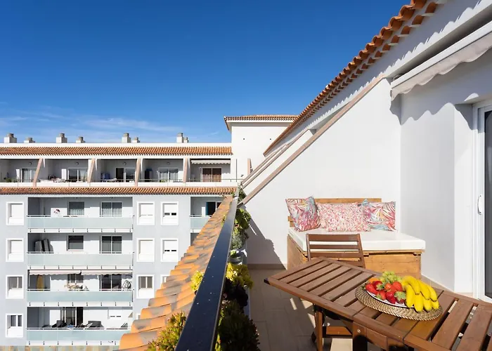 Home2book Charming In *